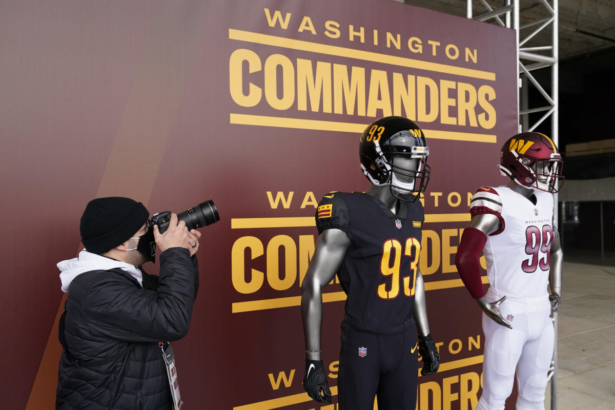 Washington Commanders: NFL world weighs in on new franchise nickname -  Sports Illustrated