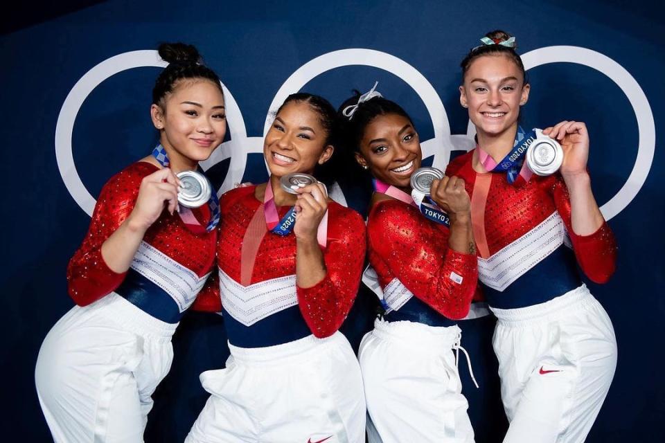 每個人都應該誠實面對自己：「體操天后」Simone Biles，東奧退賽後告訴我們的那些事｜生活