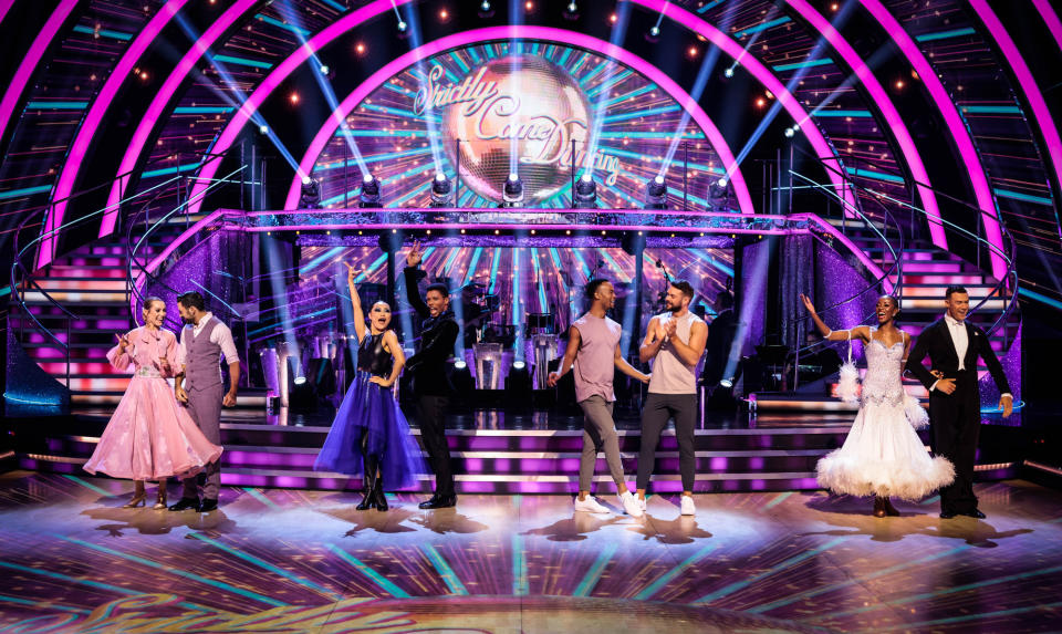 Programme Name: Strictly Come Dancing 2021 - TX: 11/12/2021 - Episode: n/a (No. n/a) - Picture Shows: ++LIVE SHOW++ Strictly Come Dancing Christmas 2021 Celebrities and Professional Dancers - (C) BBC - Photographer: Guy Levy