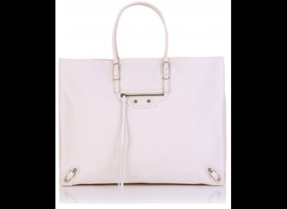 <a href="http://www.mytheresa.com/us_en/classic-papier-tote-89305.html" target="_hplink">MyTheresa</a> 