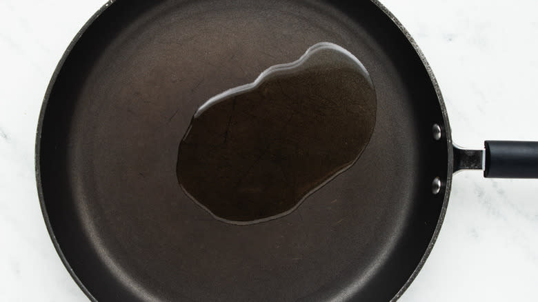 Oil heating in pan