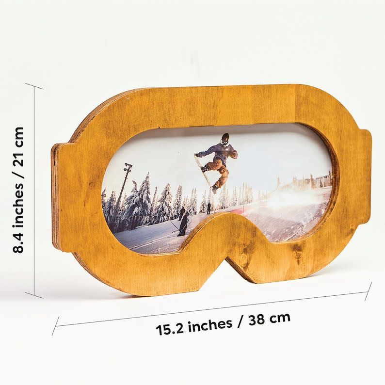 9) Goggle Frame