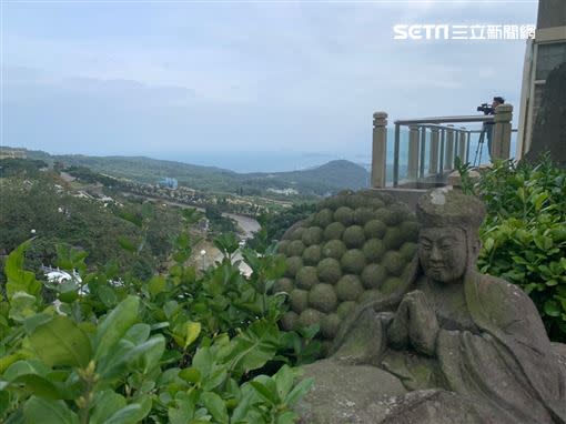 墓園視野遼闊。（圖／記者陳啓明攝）