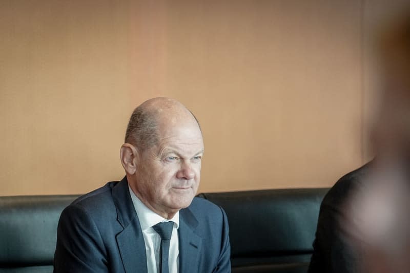 German Chancellor Olaf Scholz attends the weekly meeting of the Federal Cabinet in the Federal Chancellery. Kay Nietfeld/dpa