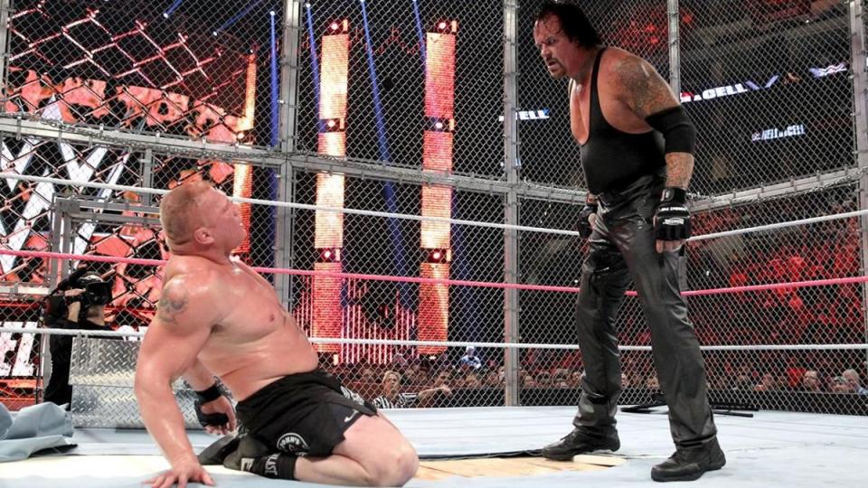 9. Brock Lesnar vs The Undertaker (Hell in a Cell 2015)
