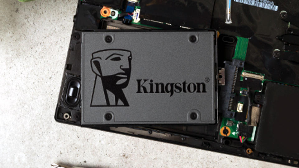 Disco de almacenamiento SSD de Kinhston.