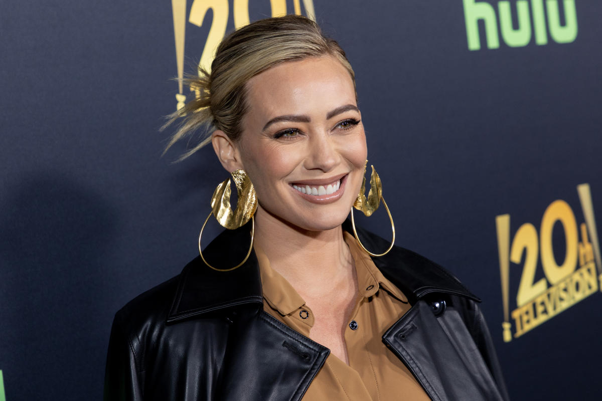 Hilary Duff Bares All While Opening Up About Her Body And Hollywood's  Standards On New Magazine Cover