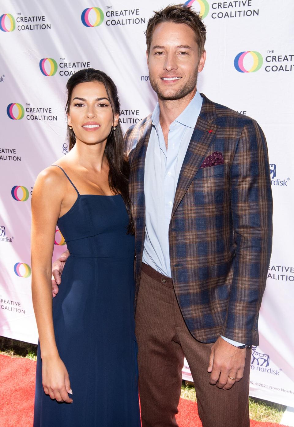 Sofia Pernas and Justin Hartley attend The Creative Coalition's Seventh Annual Television Humanitarian Awards on September 18, 2021 in Los Angeles, California