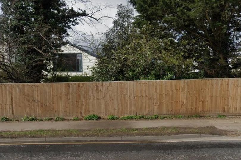 Councillor Paul Baker told the committtee his biggest concern was the “big ugly fence” along Evesham Road.