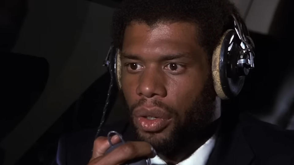 <p> This is like the <em>Inception</em> of athlete cameos. In <em>Airplane!</em> Kareem Abdul-Jabber plays himself, playing First Officer Roger Murdock. He's trying to hide his identity, but Joey (Ross Harris) just won't stop talking about the Lakers and his career as a basketball player. Finally, Abdul-Jabber grabs him and tells him to back off. </p>