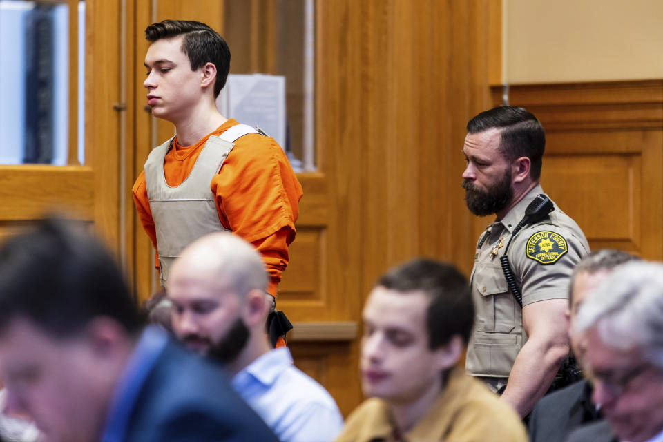 2-iowa-teens-plead-guilty-in-spanish-teacher-s-beating-death