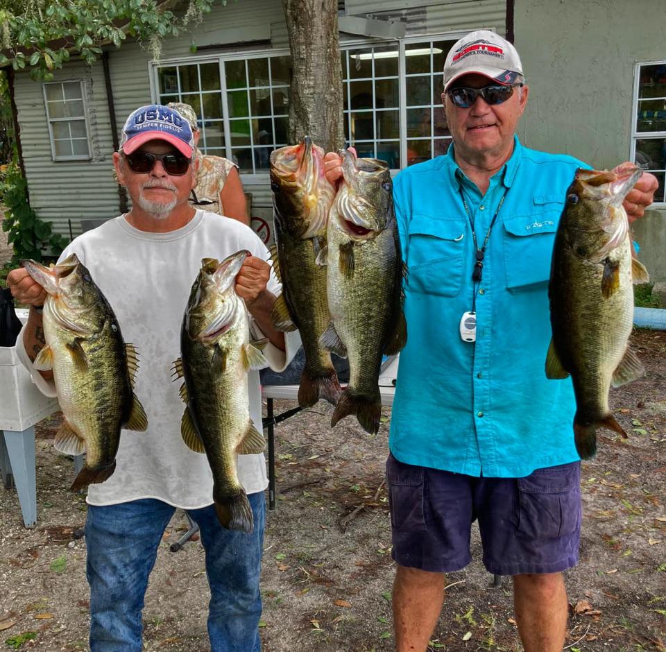 Mike Nicknadarvich, left, and Lee Sisson had 28.21 pounds to win first place during the Kissimmee Bass Series Seniors tournament Oct. 14 on the Kissimmee Chain. 