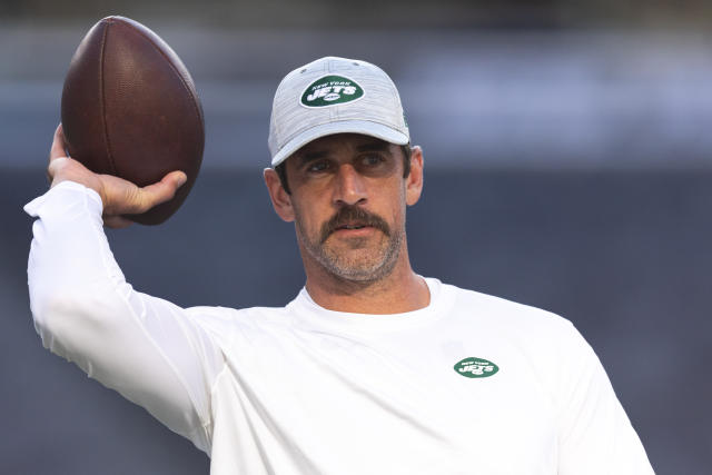 Sports Books Are Reportedly Preparing For Aaron Rodgers' Retirement