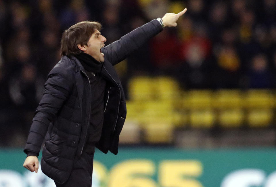 El técnico de Chelsea, Antonio Conte, gesticula durante un partido contra Watford por la liga Premier el lunes, 5 de febrero de 2018, en Londres. (Foto: AP Foto/Frank Augstein)