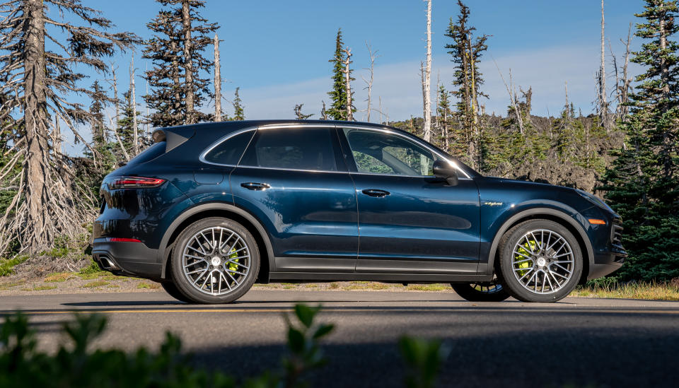 2020 Porsche Cayenne E-Hybrid first drive