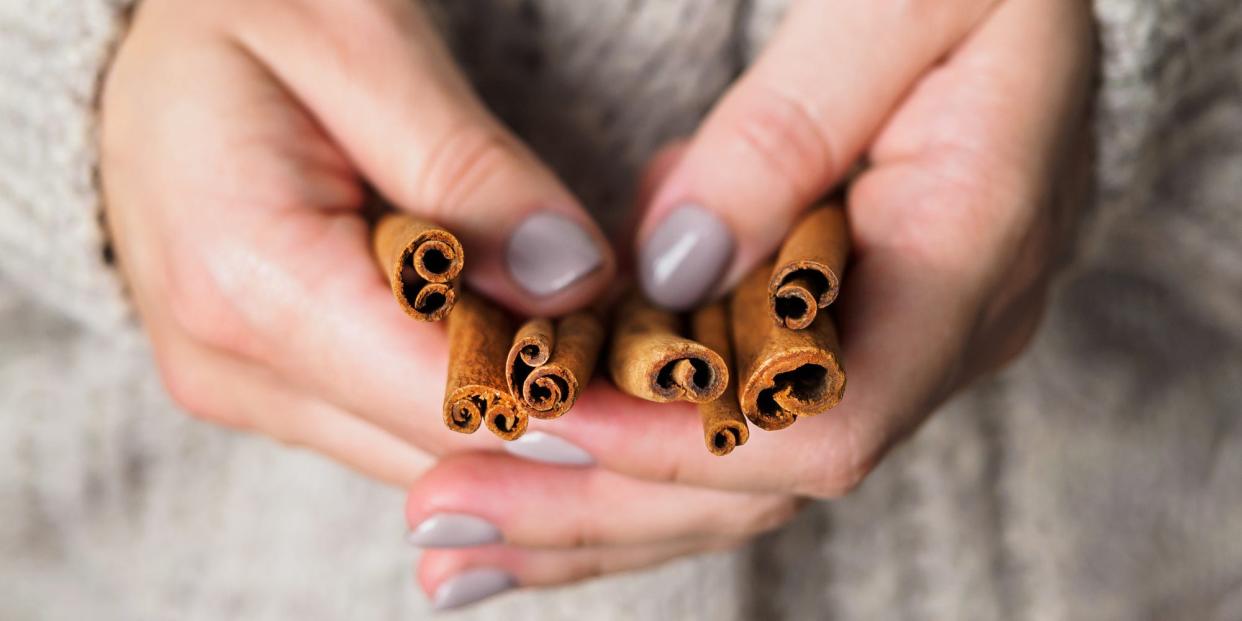 Cinnamon sticks