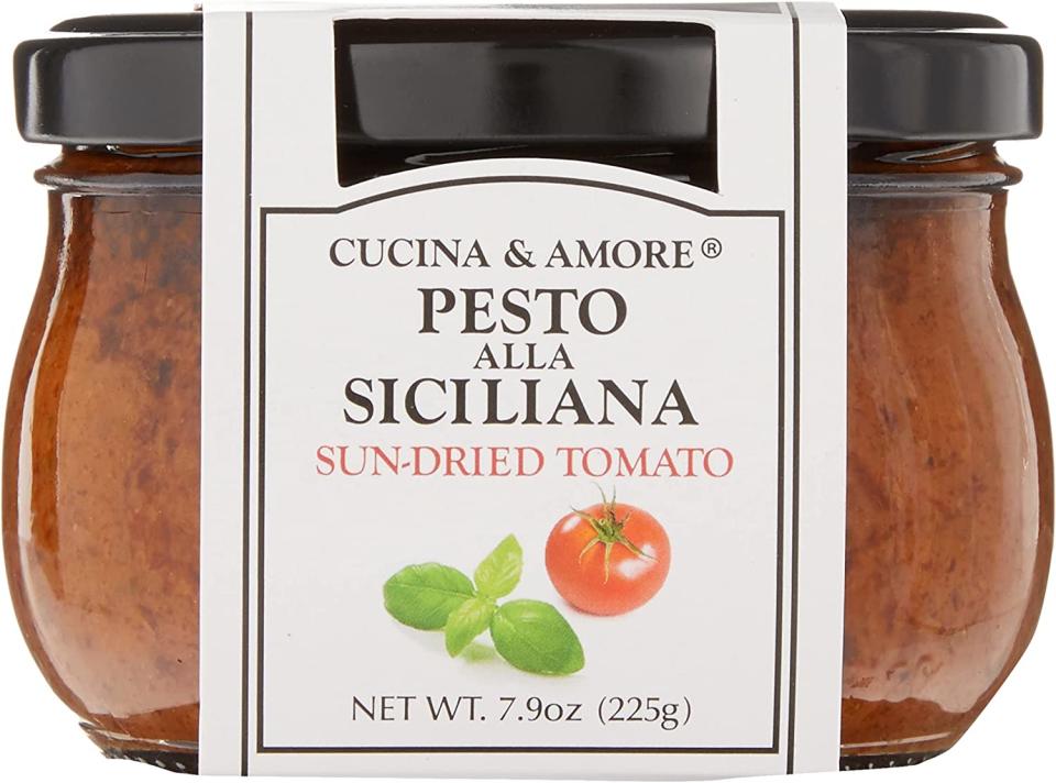 Kitchen & Love Sun-dried Tomato Pesto Sauce, 225g (Photo: Amazon)


