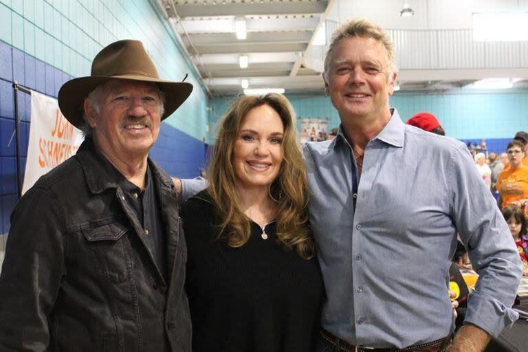 Los protagonistas de Los Dukes de Hazzard se reencontraron y no descartaron el regreso de la mítica serie de los ochenta