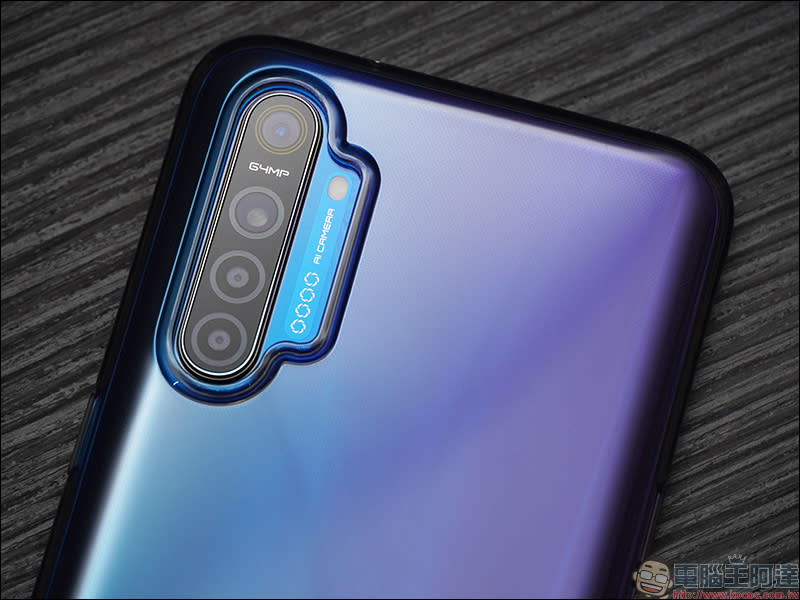 realme XT開箱、評測、動手玩