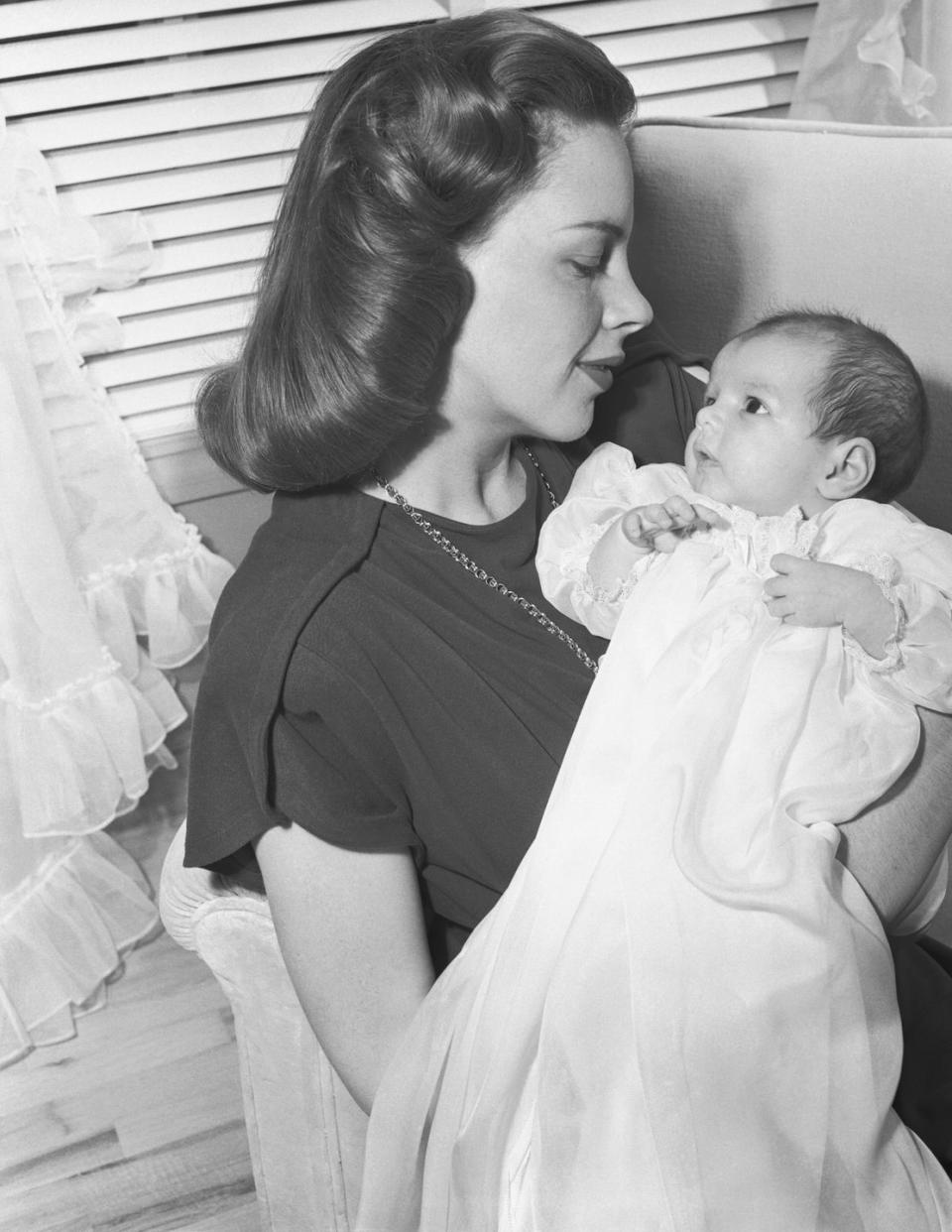 1946: Becoming a mom for the first time