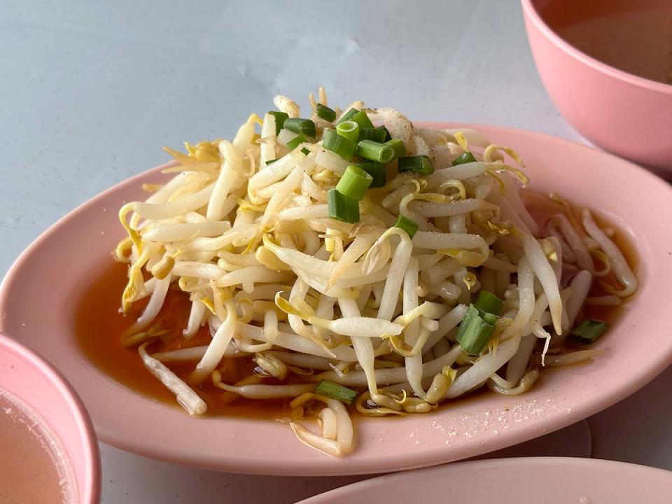 Tian Xiang Chicken Rice - Bean sprouts