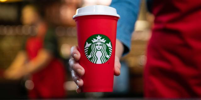 Starbucks Wants to Ditch Those Disposable Cups for Good - WSJ