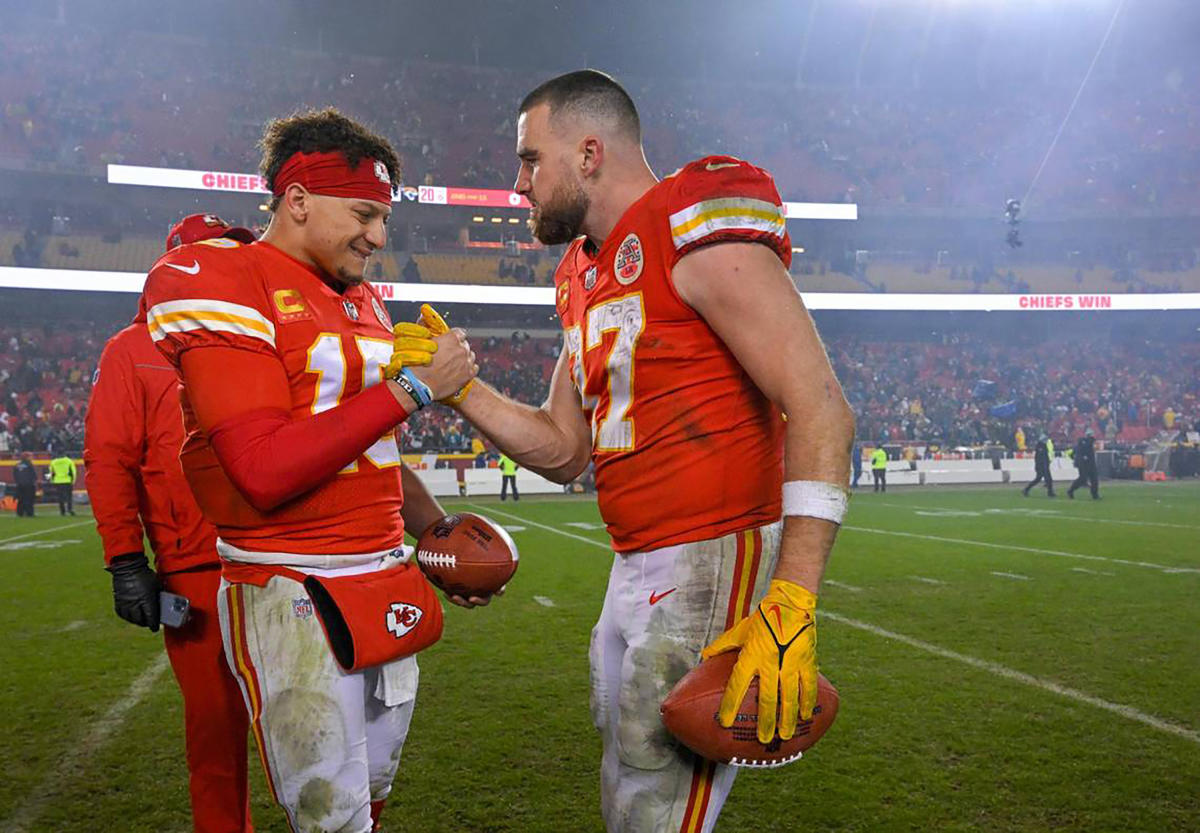 2023 Yahoo! PPR Mock Draft: Travis Kelce Continues To Climb - Bleacher  Nation