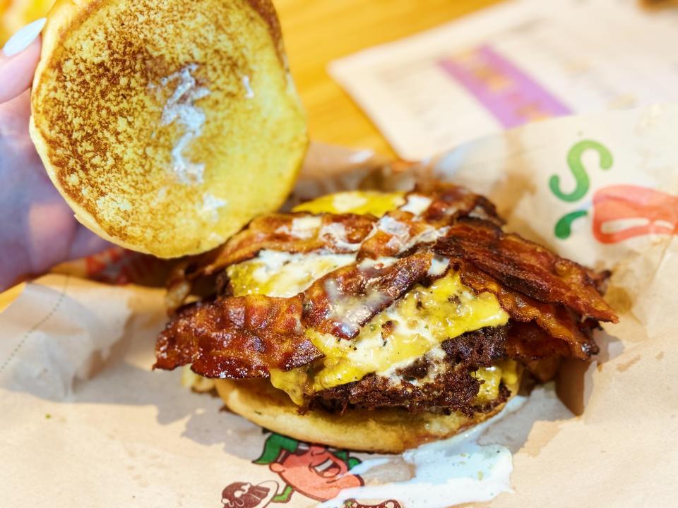 Chili's Bacon Rancher Burger