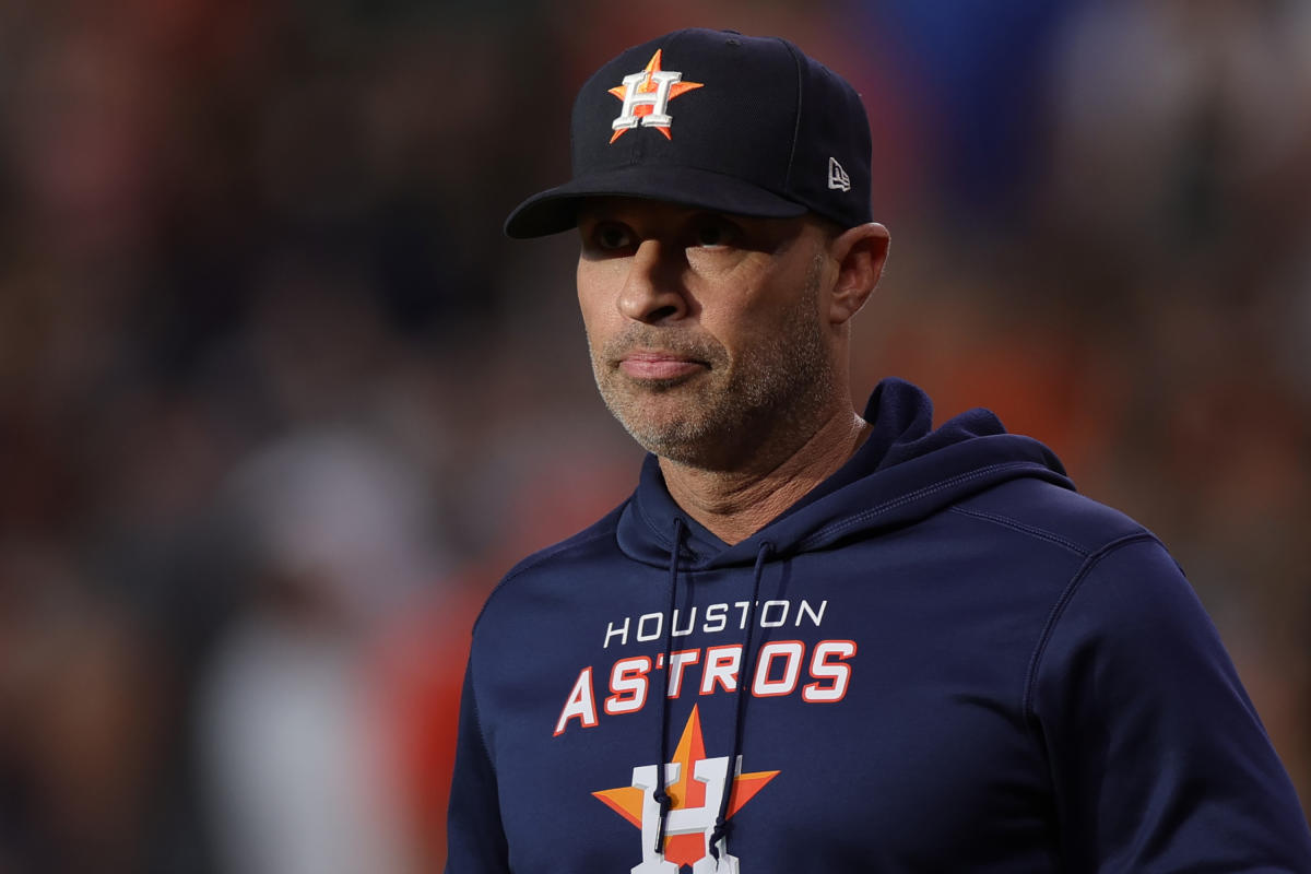 Astros reportedly expected to hire bench coach Joe Espada as manager