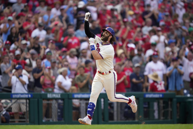 Fan's old Bryce Harper Nationals' jersey is undefeated