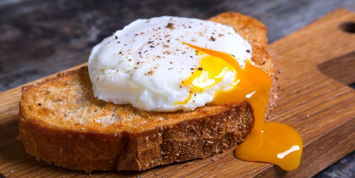 poached egg on toast