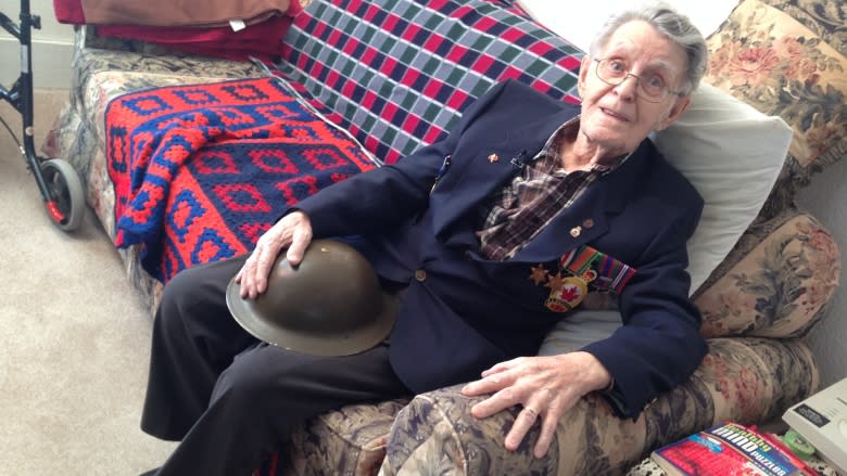 WWII soldier wills helmet to collector who returned it to him