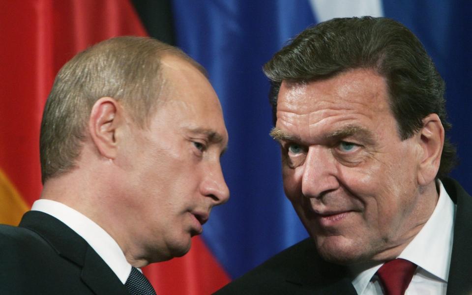 Gerhard Schröder Putin Russia Germany Nord Stream gas energy crisis Crimea Ukraine - Sean Gallup/Getty Images