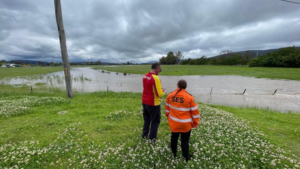 State Emergency Services played an important role in working with the community during and after the Hunter Valley floods. NSW Surf Lifesaving, Author provided