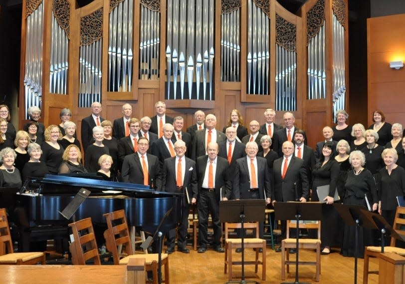 The Rockingham Choral Society will perform “Invitations and Carols” on Sunday, Dec. 19 at 3:30 p.m. at Christ Church, Episcopal in Exeter.