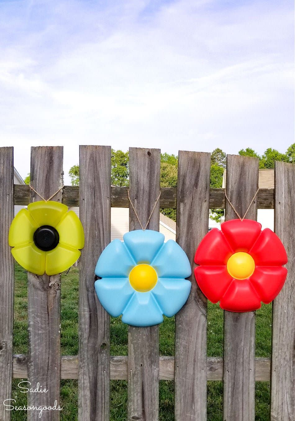 best backyard decor flower fence decor