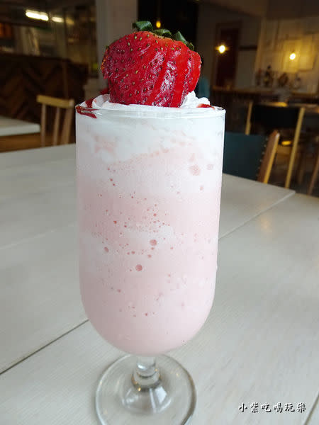 草莓奶昔 (1)8.jpg