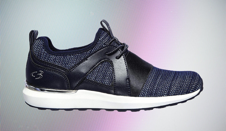 The perfect navy sneakers. (Photo: Amazon)