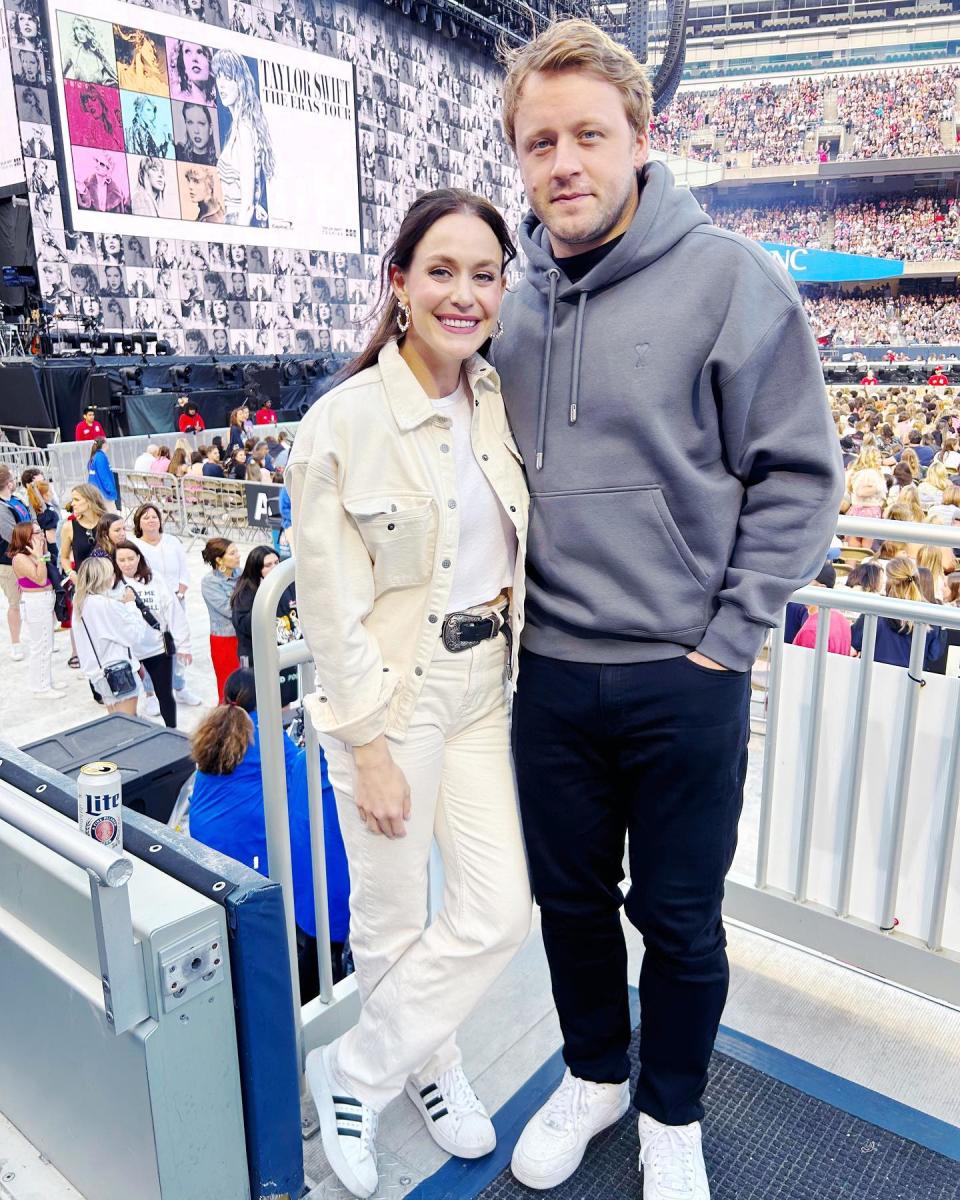 Tessa Virtue and Morgan Reilly posed at Taylor Swift's Chicago leg of the Eras Tour. Image via Instagram/tessavirtue17.