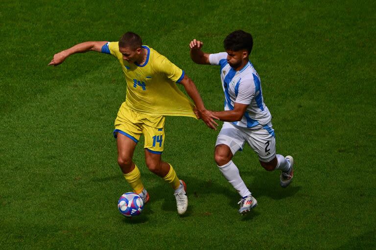 La selección argentina y Ucrania tuvieron varias chances para abrir el marcador en el primer tiempo