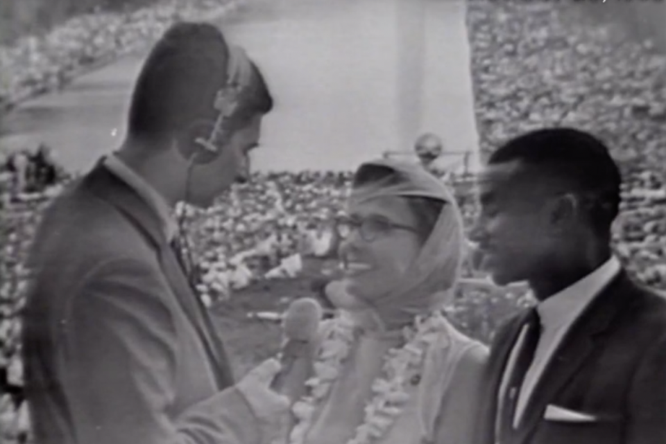 A CBS News correspondent interviews entertainer Lena Horne (left) and Rev. Fred Shuttlesworth (right) before the March on Washington.  / Credit: CBS News Archives