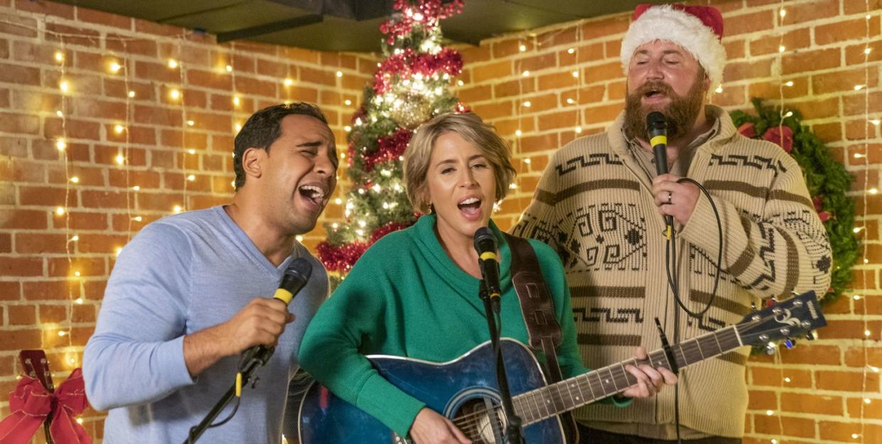 henry, sarah and david sing in a local karaoke bar in laurel, mississippi, as seen on a christmas open house, special