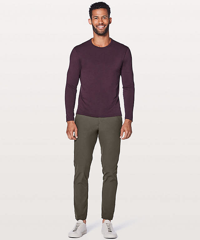 Order the&nbsp;<strong><a href="https://shop.lululemon.com/p/men-pants/Abc-Pant-Slim/_/prod8690538?color=31574" target="_blank" rel="noopener noreferrer">Lululemon ABC Pant Slim 34" here</a></strong>.