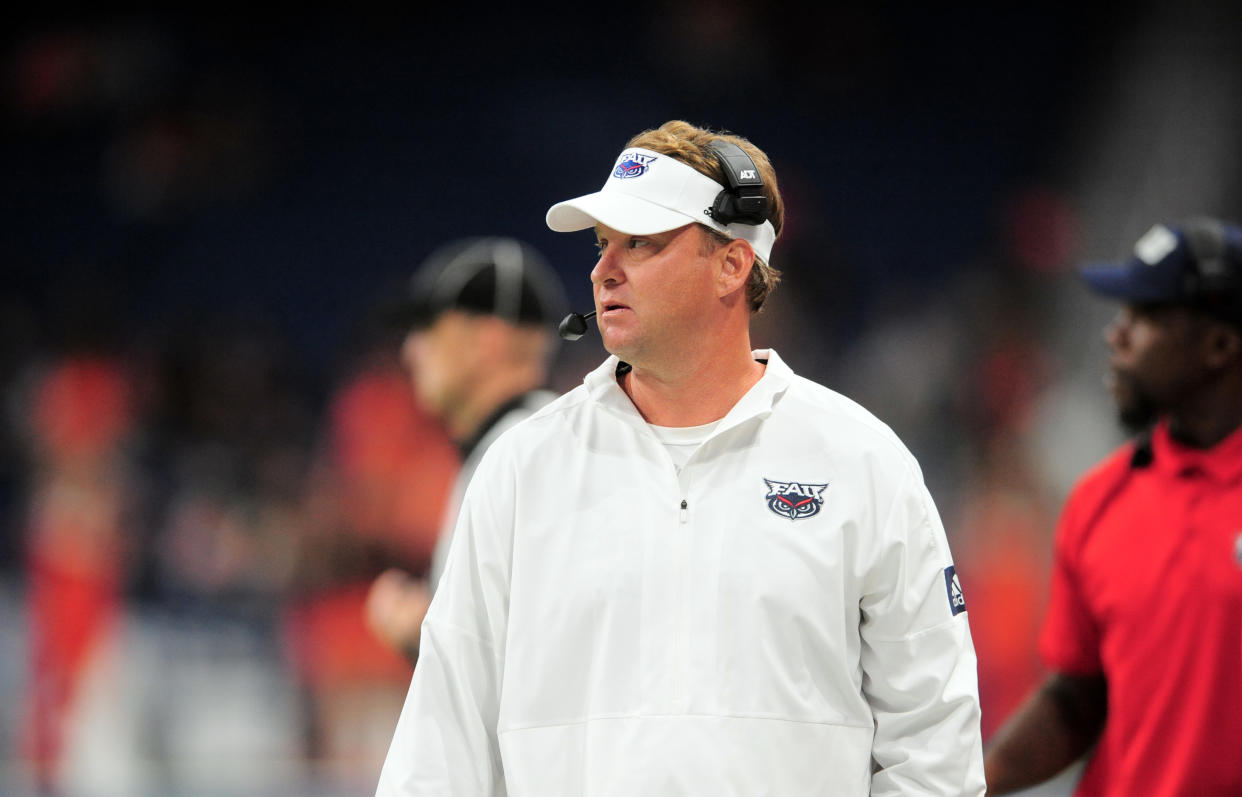 SAN ANTONIO, TX - NOVEMBER 23: Florida Atlantic University Owls head coach Lane Kiffin watches action during conference USA game against the UTSA Roadrunners on November 23, 2019 at the Alamodome in San Antonio, Texas. (Photo by John Rivera/Icon Sportswire via Getty Images)