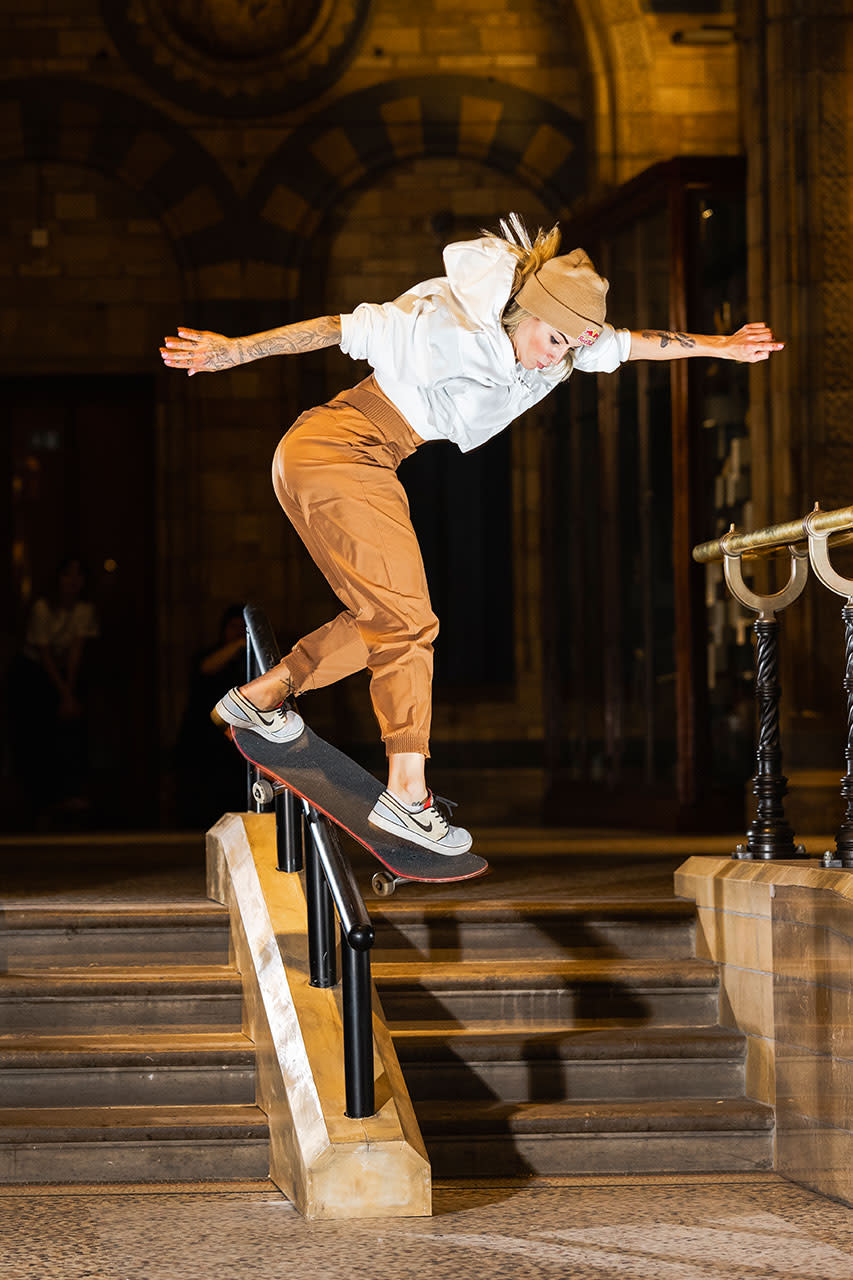 Leticia Bufoni Natural History Museum Skate Skating Red Bull Canon