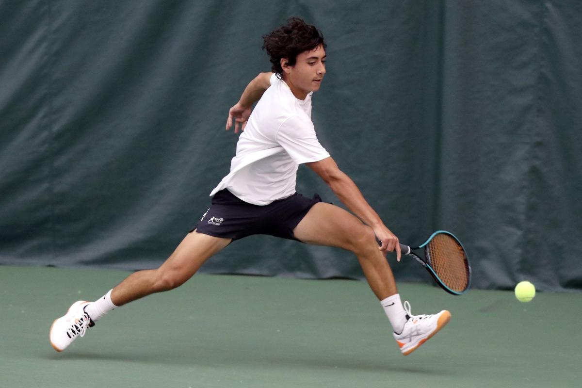 Villanova Prep Tennis. North Tennis Oxford. Tennis boy.