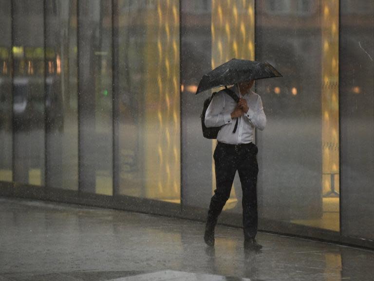 UK weather forecast: Storm Freya to batter Britain with 80mph gusts, Met Office says