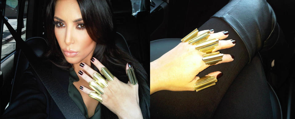 Kim Kardashians knuckle rings