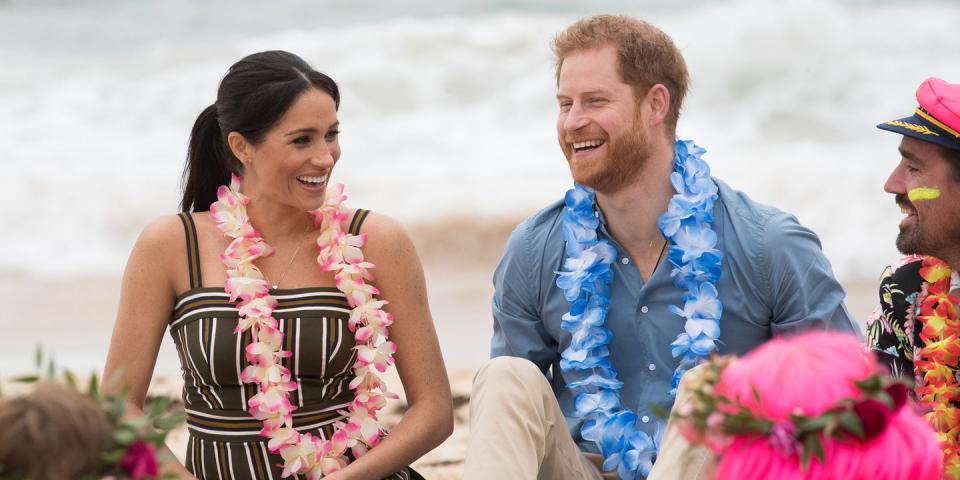 <p><strong>19 October </strong>The Duke and Duchess of Sussex joined in with the locals on the beach. </p>