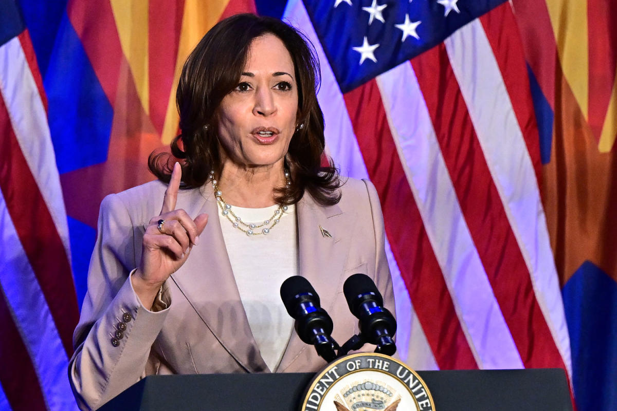 Vice-President Kamala Harris criticizes Donald Trump over abortion restrictions during campaign rally in Arizona